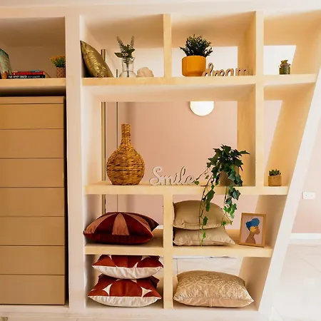 Stylish Seafront Duplex With Breathtaking Views 슬리에마