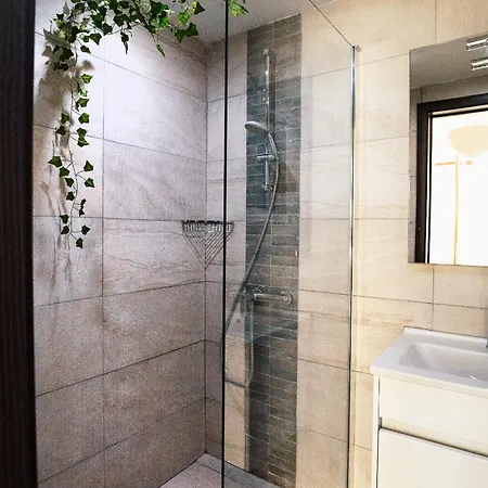 아파트 Stylish Seafront Duplex With Breathtaking Views